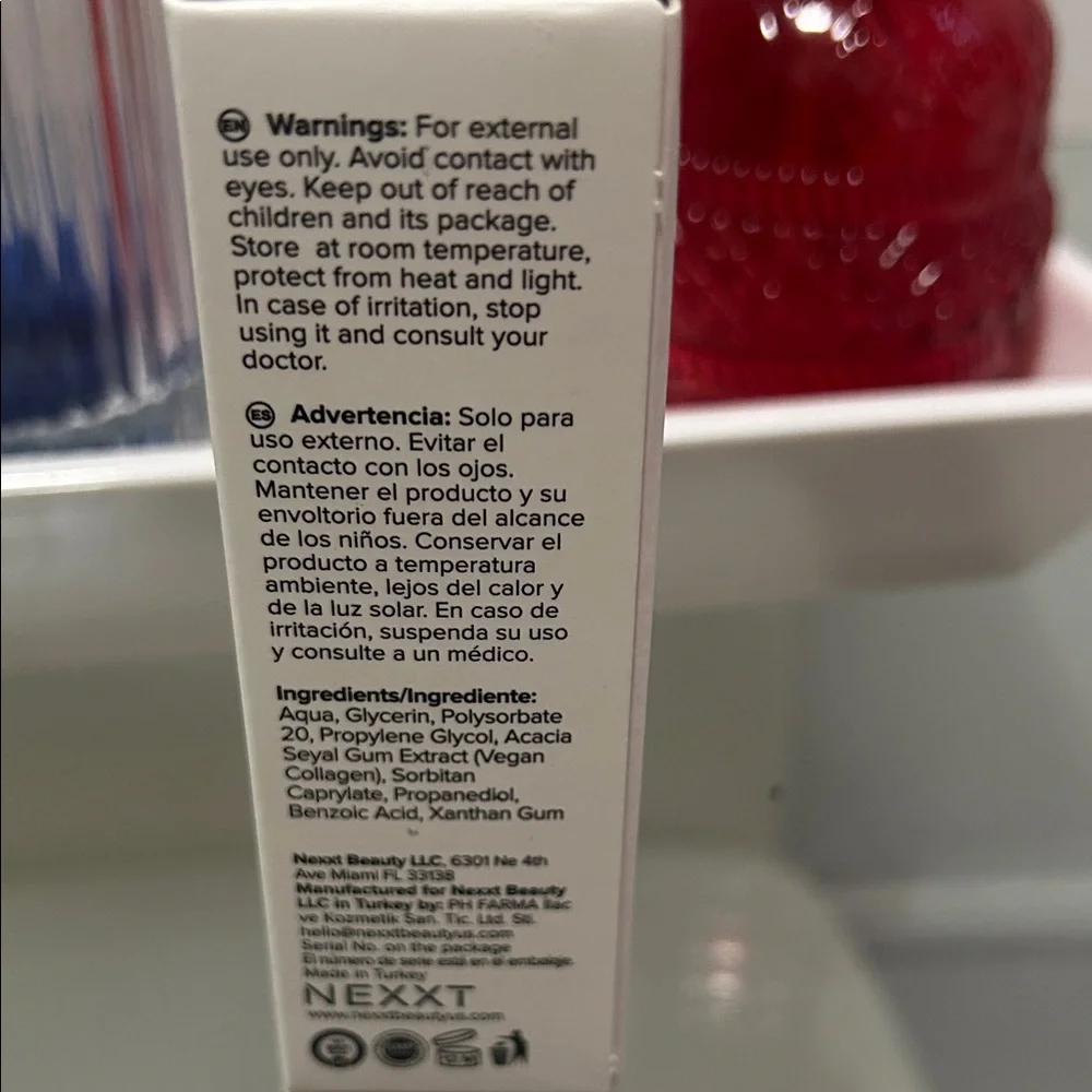 Collagen Serum - Green and White - Picture 2 of 3